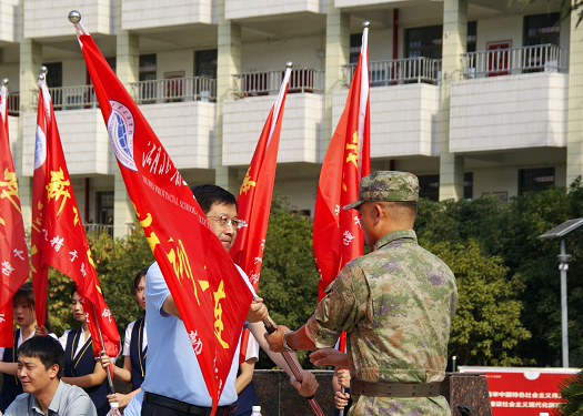 青春正當(dāng)時(shí)——2024年新生軍訓(xùn)開訓(xùn)(圖4)